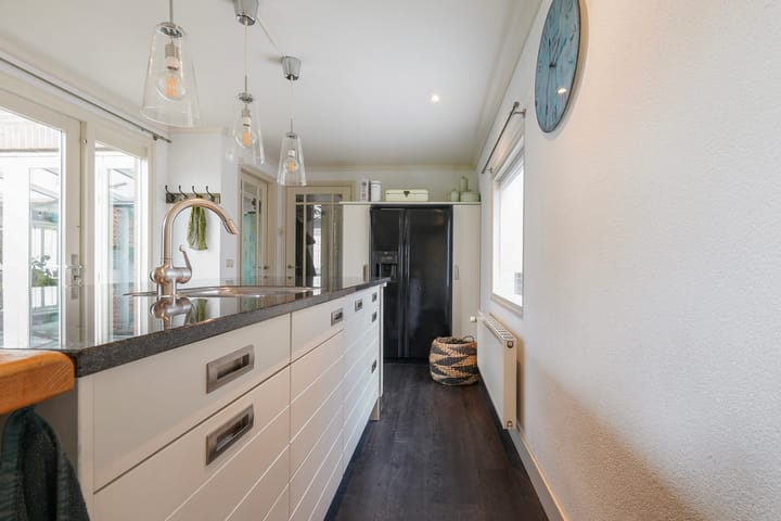 Foto 17 van Jan de Rooijstraat 8