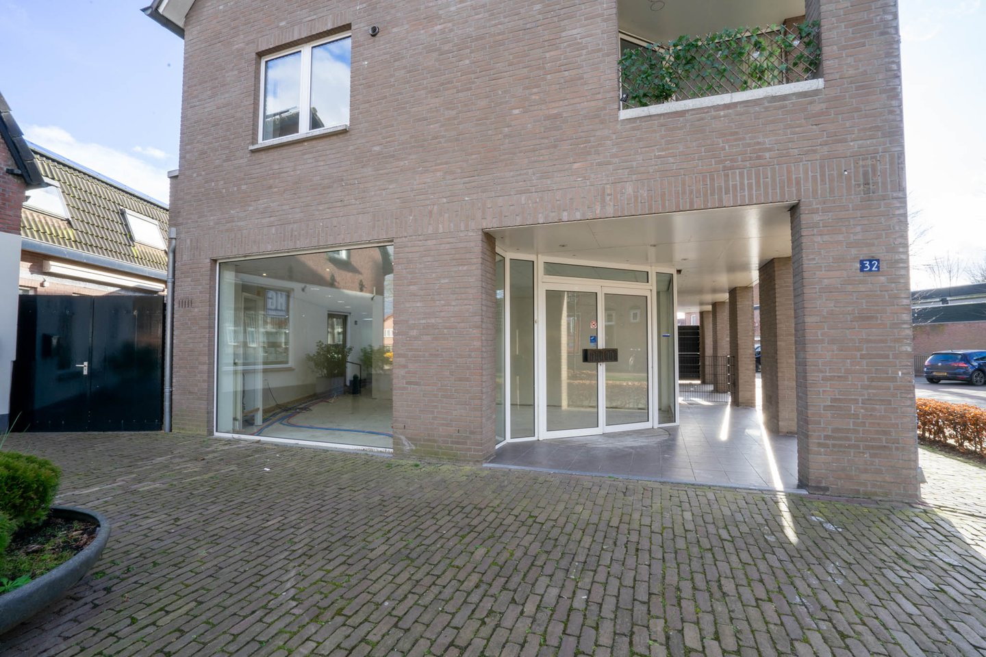 Bekijk foto 3 van Dorpsstraat 32