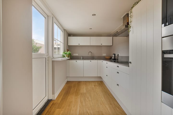 Foto 12 van Reggestraat 6