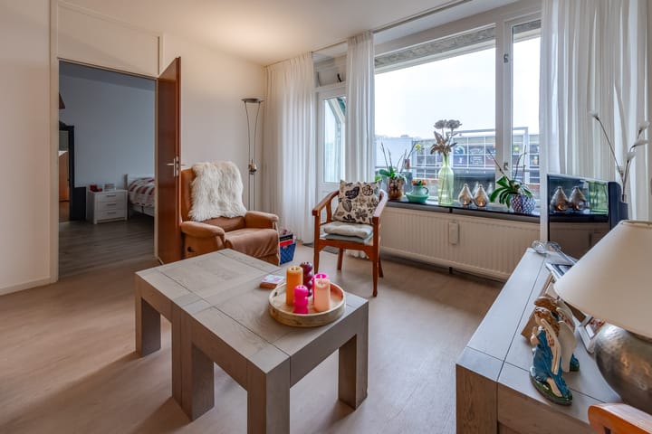 Foto 16 van Molenplein 12