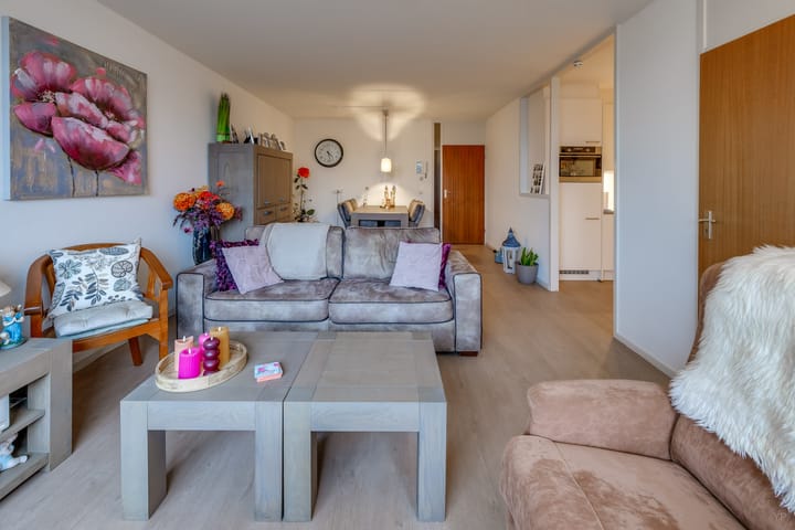 Foto 18 van Molenplein 12