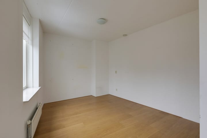 Foto 12 van Emmastraat 73