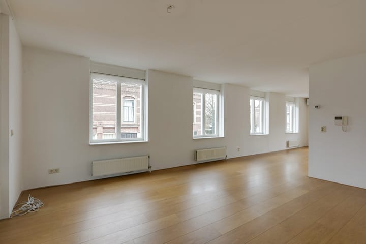 Foto 13 van Emmastraat 73