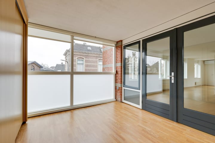 Foto 15 van Emmastraat 73