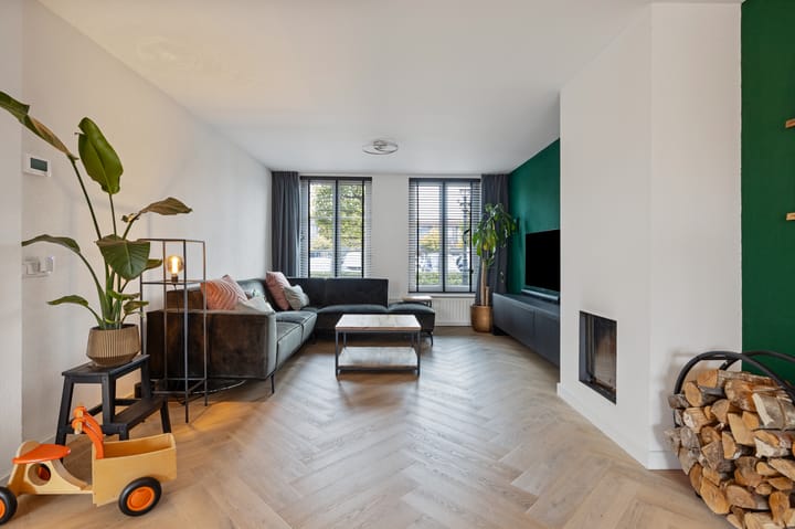 Foto 2 van Van Bergenplein 11