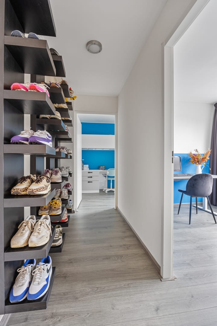 Foto 29 van Van Bergenplein 11