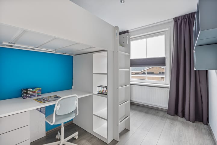 Foto 32 van Van Bergenplein 11