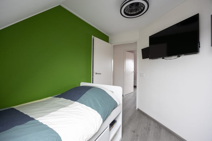 Foto 43 van Van Bergenplein 11