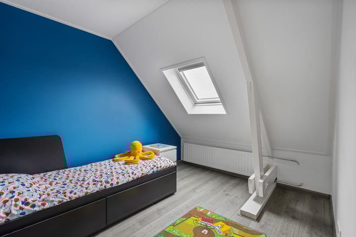 Foto 44 van Van Bergenplein 11