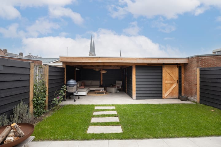 Foto 49 van Van Bergenplein 11