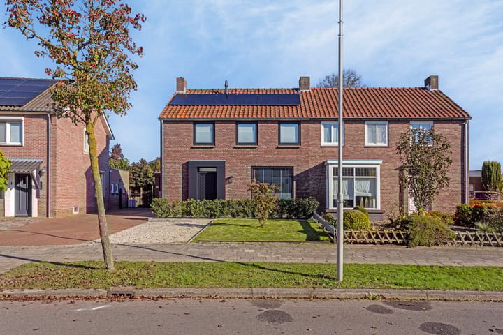 Foto 8 van van den Eijndelaan 17