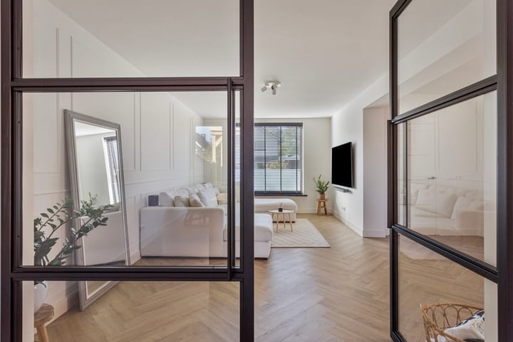 Foto 15 van van den Eijndelaan 17