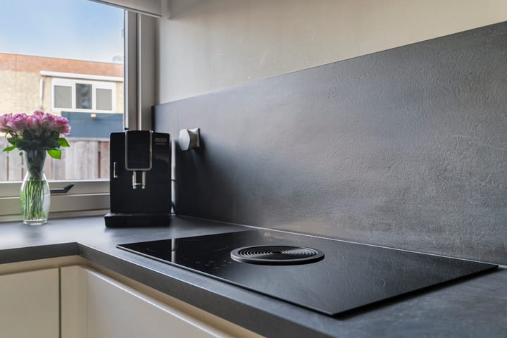 Foto 11 van Adrienne Solserpad 16