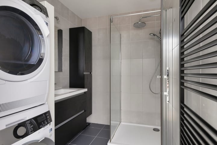 Foto 13 van Adrienne Solserpad 16