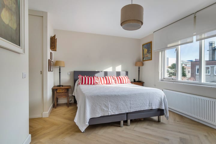 Foto 15 van Adrienne Solserpad 16