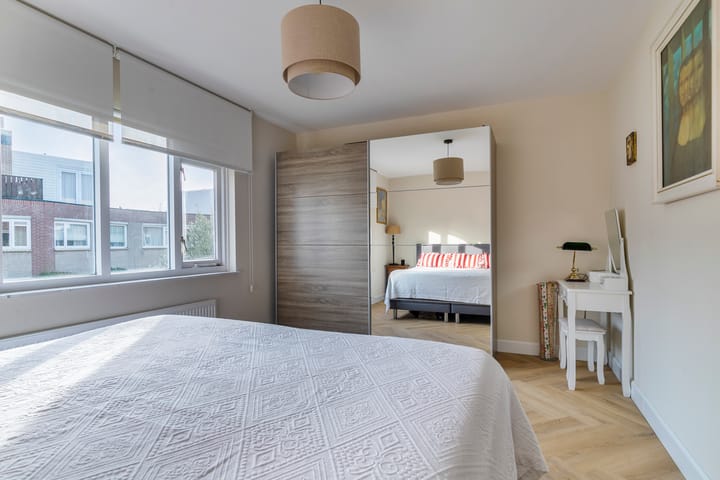 Foto 16 van Adrienne Solserpad 16