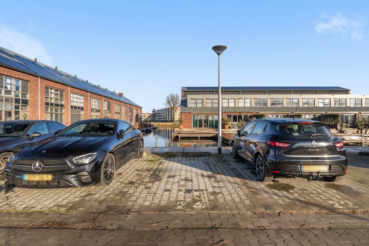 Foto 48 van Broukade 24