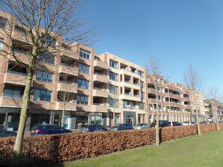 Foto 25 van Max Gootelaan 27