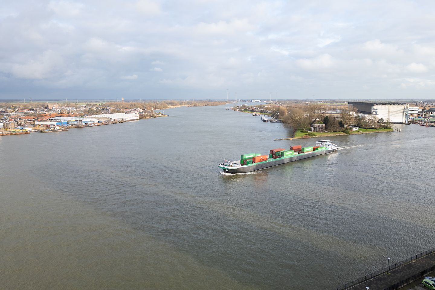 Foto 1 van Drierivierenlaan 99