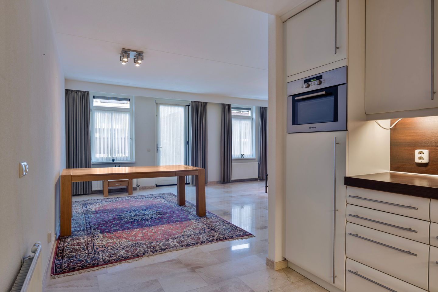 Foto 20 van Houtstraat 12