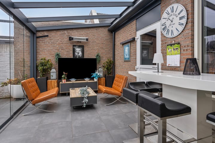 Photo 29 of Kruiningenstraat 56