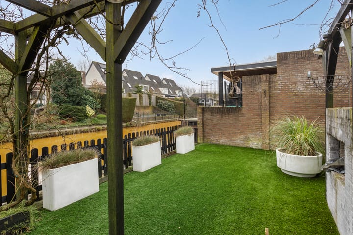 Photo 34 of Kruiningenstraat 56