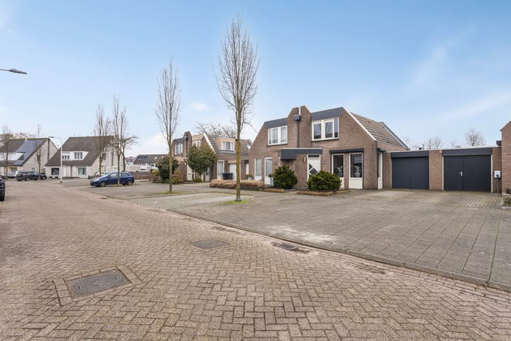 Photo 46 of Kruiningenstraat 56