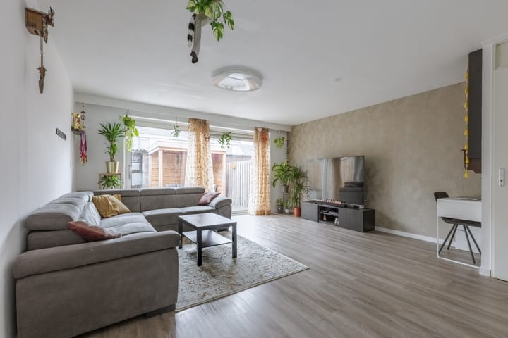 Foto 6 van Ed Hoornikstraat 9