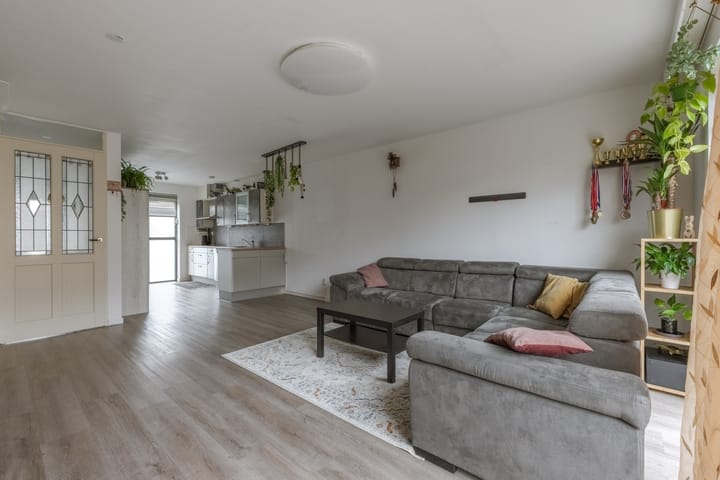 Foto 10 van Ed Hoornikstraat 9