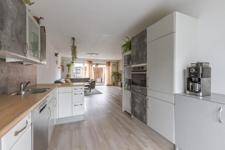 Foto 14 van Ed Hoornikstraat 9