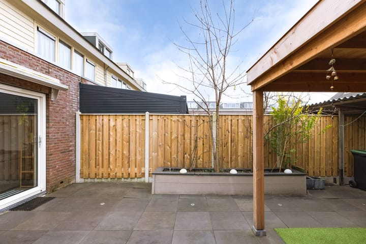 Foto 30 van Ed Hoornikstraat 9