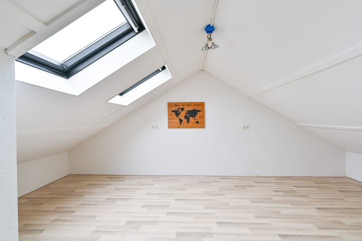 Foto 51 van Draco 102