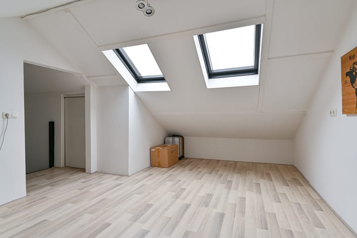 Foto 53 van Draco 102