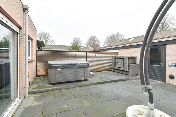 Foto 61 van Draco 102