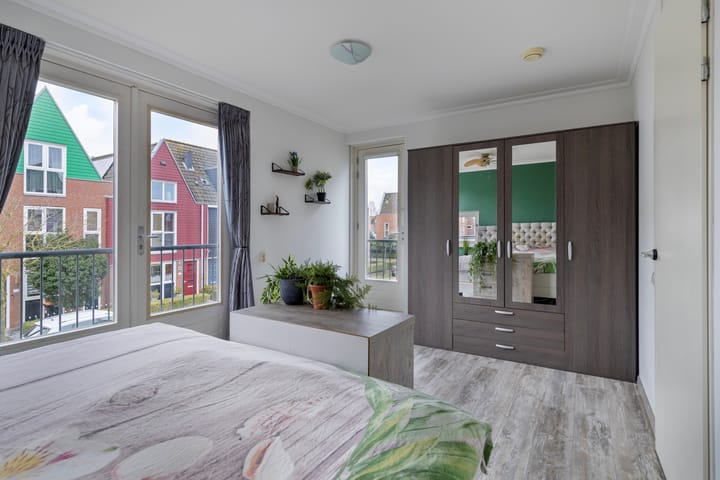 Foto 15 van Vredemaker 14