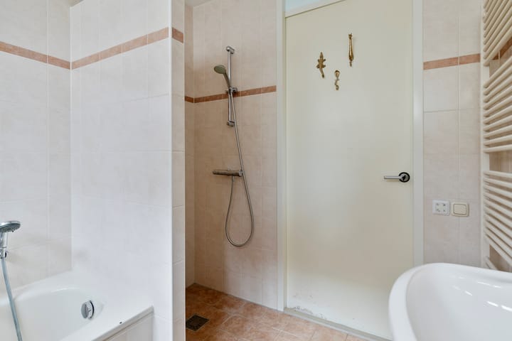 Foto 22 van Vredemaker 14