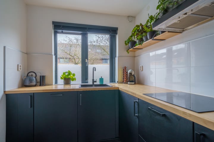 Foto 9 van Anna Bijnsstraat 4