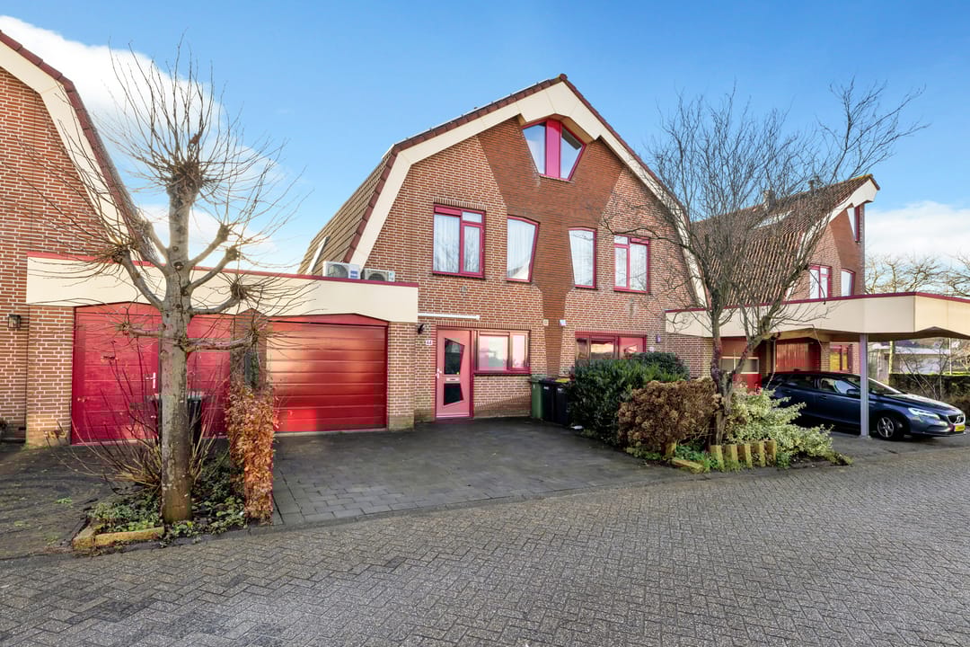 Foto 1 van Robert Stolzhof 44