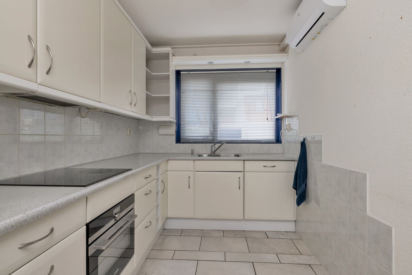 Foto 14 van Robert Stolzhof 44