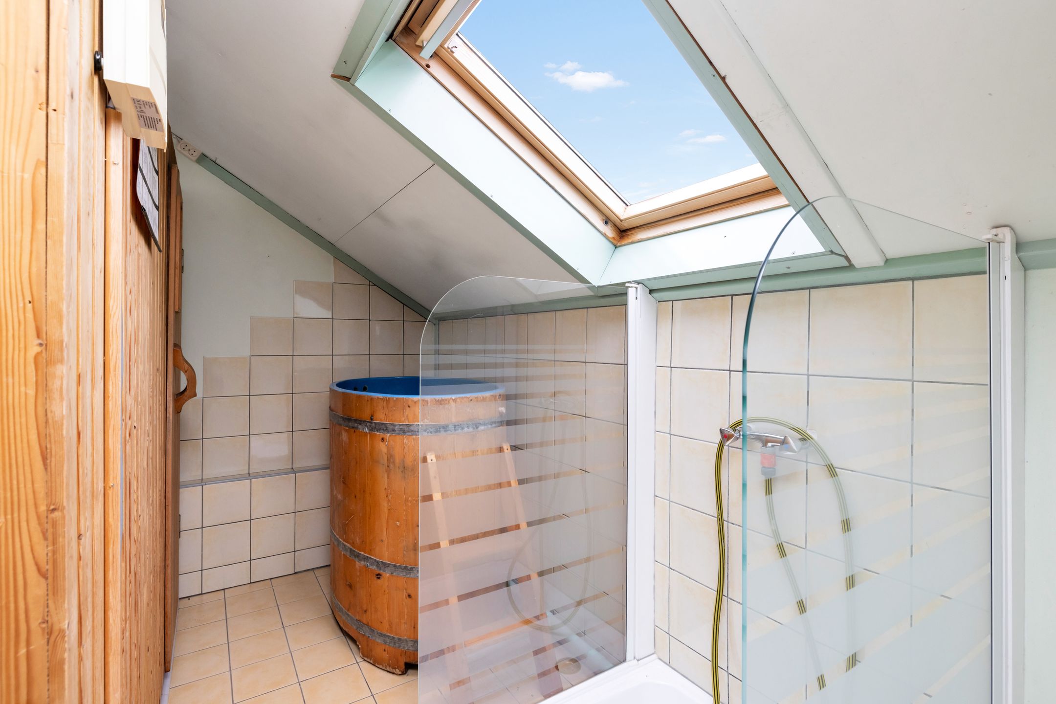 Foto 24 van Robert Stolzhof 44