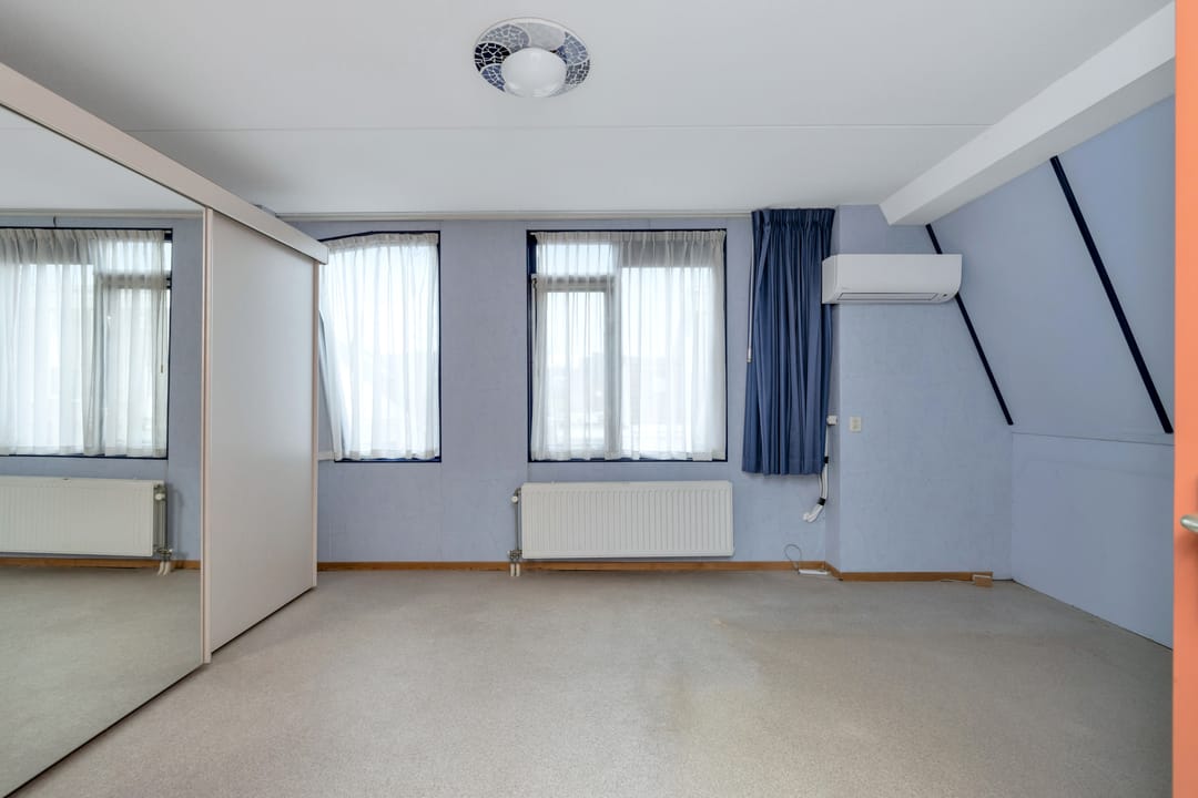 Foto 31 van Robert Stolzhof 44