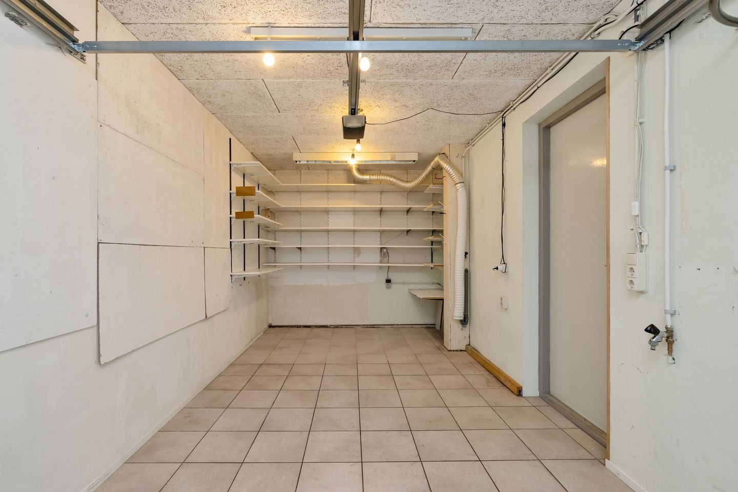 Foto 35 van Robert Stolzhof 44