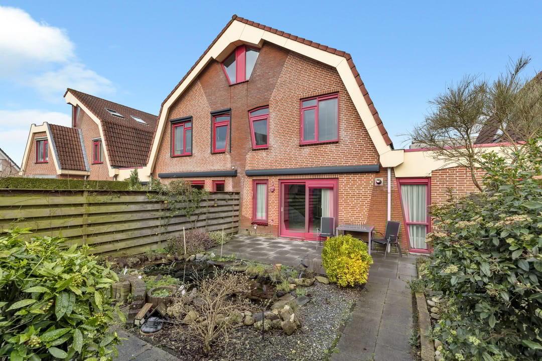 Foto 37 van Robert Stolzhof 44