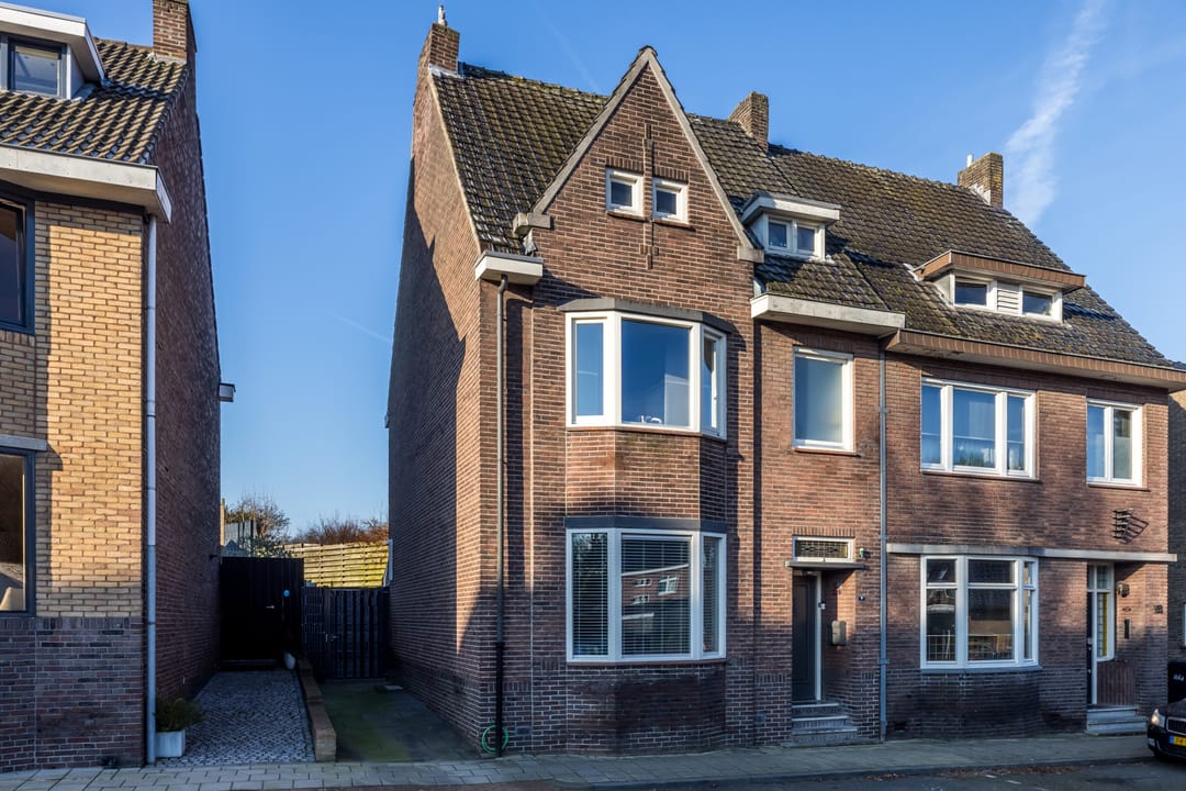 Photo 1 of Parallelstraat 81