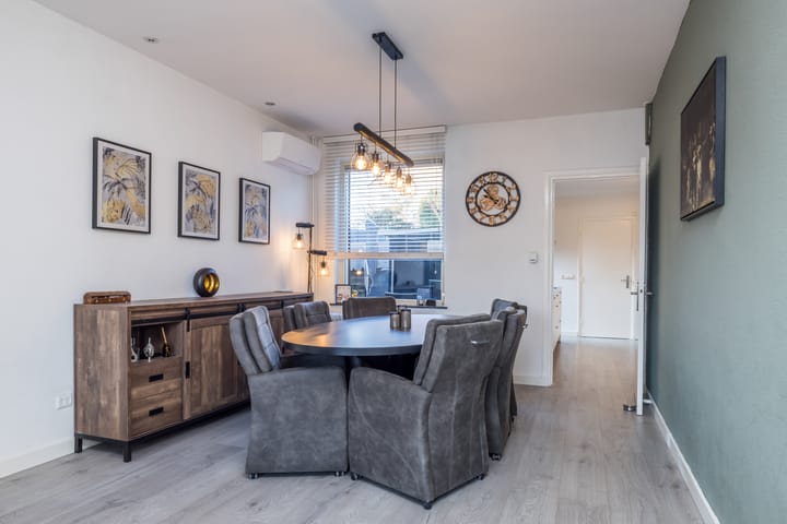 Photo 6 of Parallelstraat 81