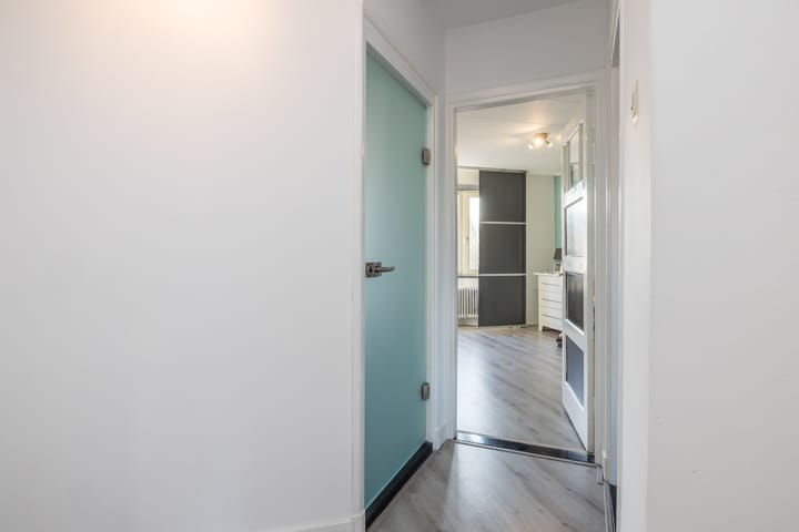 Photo 22 of Parallelstraat 81