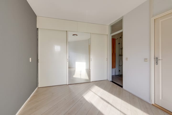 Foto 12 van Lange Maat 111