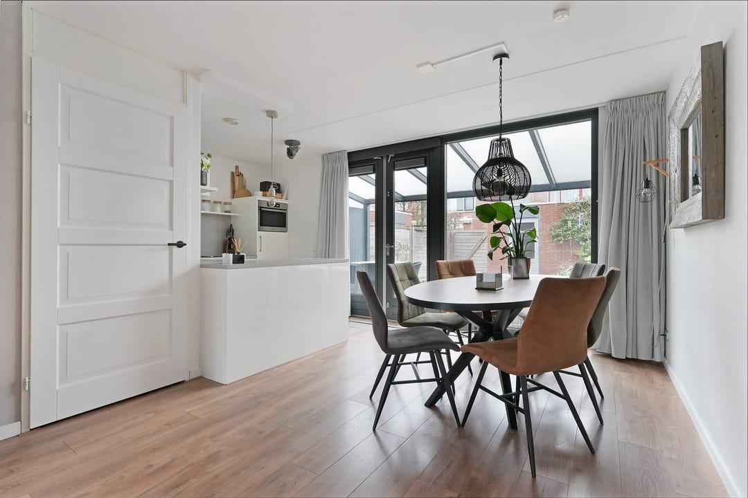 Foto 8 van Johan de Brunestraat 21