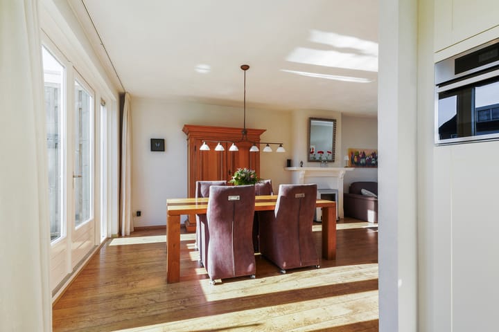 Foto 10 van Hobbemastraat 15