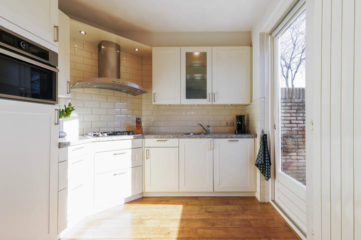 Foto 11 van Hobbemastraat 15